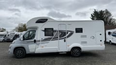 Swifty – Swift semi-integrale camper met 6 slaapplaatsen vanaf 2023