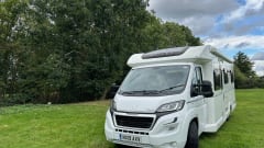 Bailey – Bailey semi-integrato a 6 posti letto, costruito nel 2019.