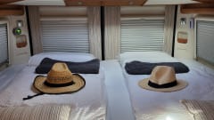 CamperTonFranka – 2p Carthago bus from 2017