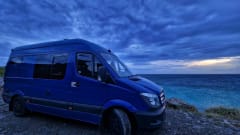 Ronnie – Fully Off-Grid Mercedes Heating & shower/Toilet (Insurance Included)