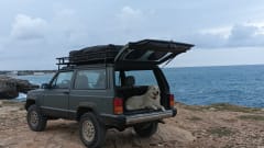 Fulvio Cherokee XJ – Roof tent 2 posti + 3 su Jeep Cherokee XJ 4x4