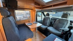 Relax – 2p Ford semi-integrated uit 2008