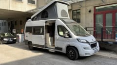 Flavio – Dreamer 4-seater van