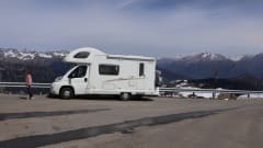 Swifty – Cosy 4 berth motorhome for all your family adventures.....