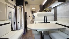 Happy Memories – Langboek korting_Volledig complete zeer luxe inrichting 4per Familie Camper