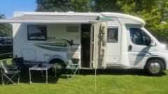 The Memory Maker – Cosy 4 Berth Motorhome
