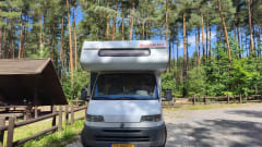 Cees – Alcove Camper (1997) - unlimited mileage - pets allowed