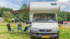Nice compact 5p McLouis camper