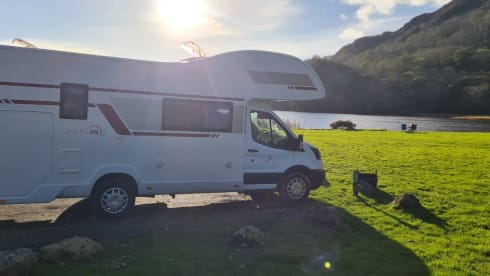 Max – 'Relax in Max' - Modern, Fully Equipped, 4 Berth Motorhome. 