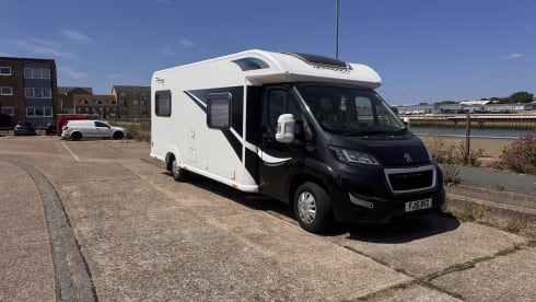 Mitzy  – 6 berth Bailey Autograph Motorhome 