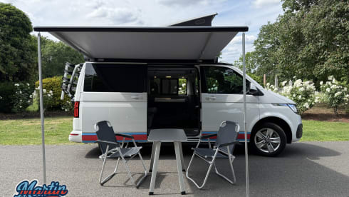 Martin  – 2023 Volkswagen Beach T6.1 Campervan Automatic 