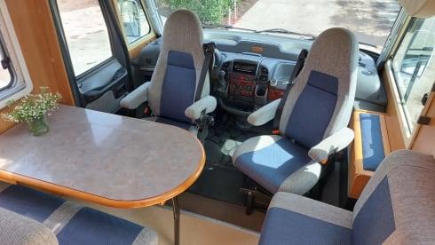 Hasselt  ( overijssel) – 4p Rapido integrated from 2004, Fiat ducato