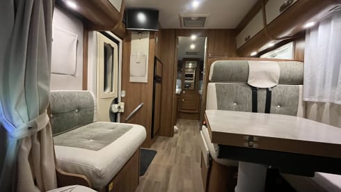 Nova – Nova - Luxury Camper - Spacious inside, compact outside!