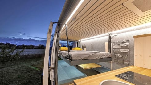 VAN bergen – Schön gestalteter Allround-Camper mit viel Platz im Innenraum