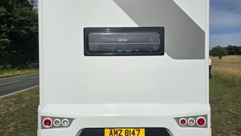 Lottie – 7 berth Sun Living a70dk AUTOMATIC 2021 7 belts