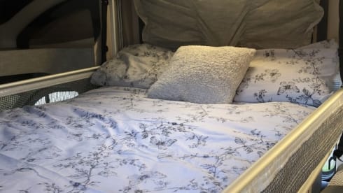 Peggy Sooz – F60-Auto Trail 4 berth 2023