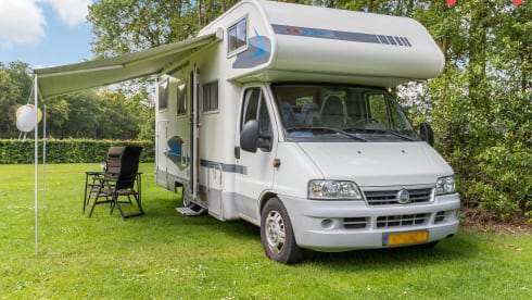 Jip  – Adria Camper from 2004 for 4p