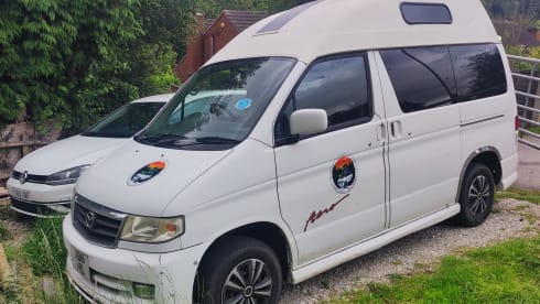 Hightop – Mazda bongo high top 3 birth 