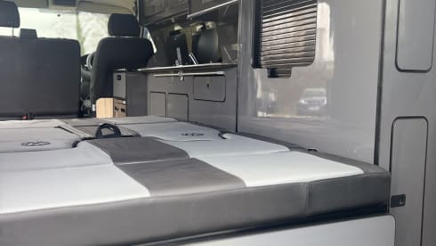 Volkswagen Transporter Professional Campervan