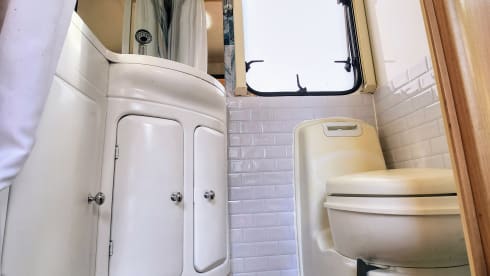 Hercules – 4 berth Peugeot Boxer - newly refurbished 