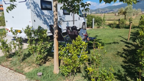 3p complete semi-integrated camper