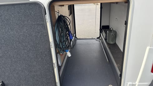 Moon – Fijne Adria camper 5p