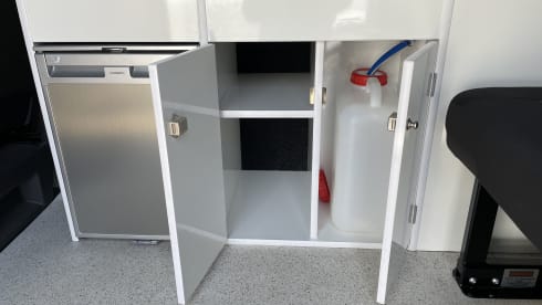 Bertie – 4 berth Volkswagen bus from 2015