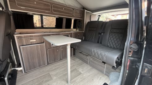 * Automatic* 4 berth VW camper with all mod cons