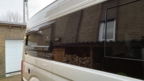 4p Volkswagen Crafter 2.0TDI custom build Off-road Full Electric 
