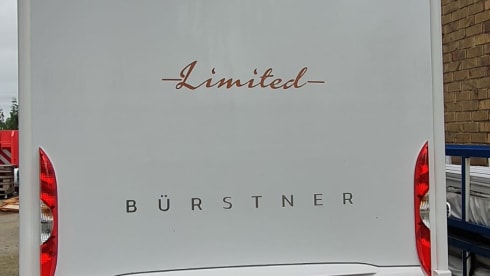 New Bürstner motorhome for 4 people