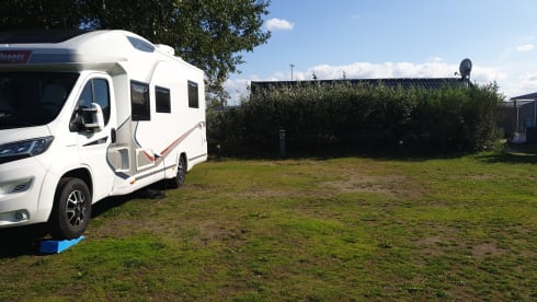 Heerlijk onderweg  – 4p Challenger semi-integrated from 2017