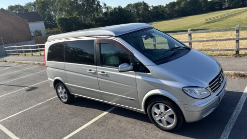 4 berth Mercedes-Benz campervan from 2004