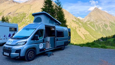 68 – Campervan Autotrail Expedition 68 a 4 posti letto, disponibile dal 2026.