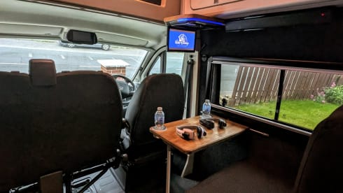 Perfect adVANtures – Brand new! Luxury campervan, suitable for up to 5 persons