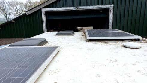 5p Challenger alcove camper from 2009