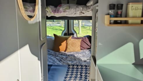 Earl – Family campervan 
