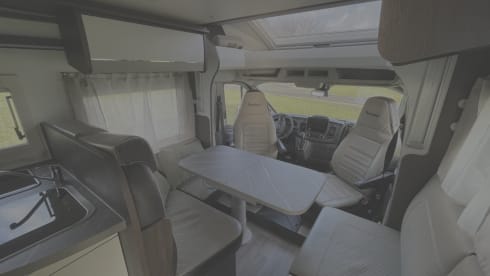 Benimar Cocoon 463 / 4 persons / new