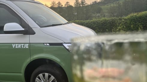 Ventje Avocado – Guy Avocado '24; 4p Volkswagen camper van from 2024