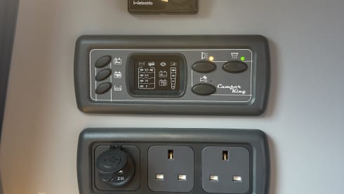 FIGURE 01 – 4 berth Volkswagen campervan from 2022