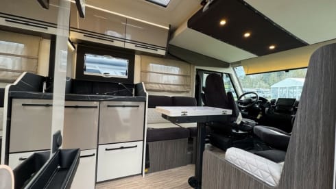 5p McLouis 873 integral pure luxury and adventure on wheels!