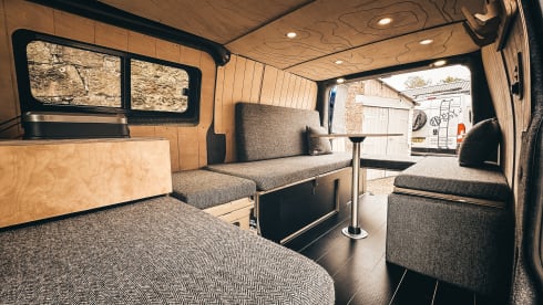 Transit Custom LWB - Stylish and Compact. HEATING SYSTEM!