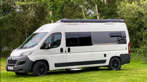 2 berth Citroën bus from 2017