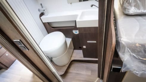 Nieuwe ruime benimar Cocoon 463 – New spacious Benimar463 from 2022