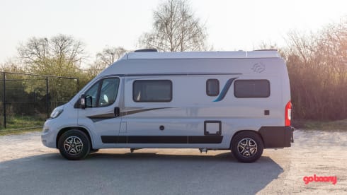 Knaus Boxstar Street 600 - 160 HP - with pop-up roof
