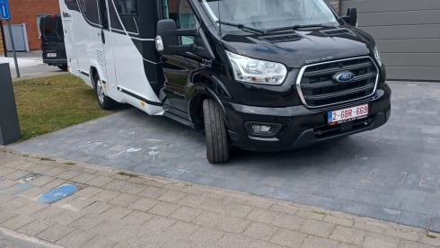 Cocoon 463 – 4p Benimar semi-integrated uit 2024
