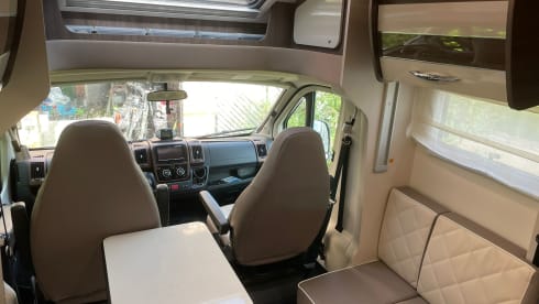 4p McLouis semi-integrated uit 2020