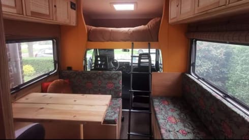 Globetrotter – 4p Dethleffs alcove uit 1993