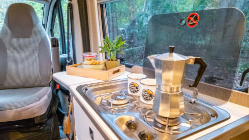 Fijnja – Luxury 4 pers. Pössl bus camper with sleeping lifting roof from 2019