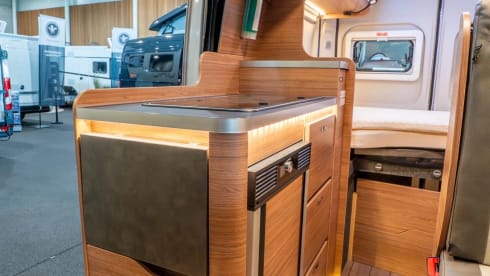 Super comfortabele, volledig uitgeruste, compacte camper