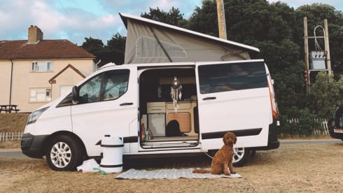 glamper – Retro & stylish ford conversion 